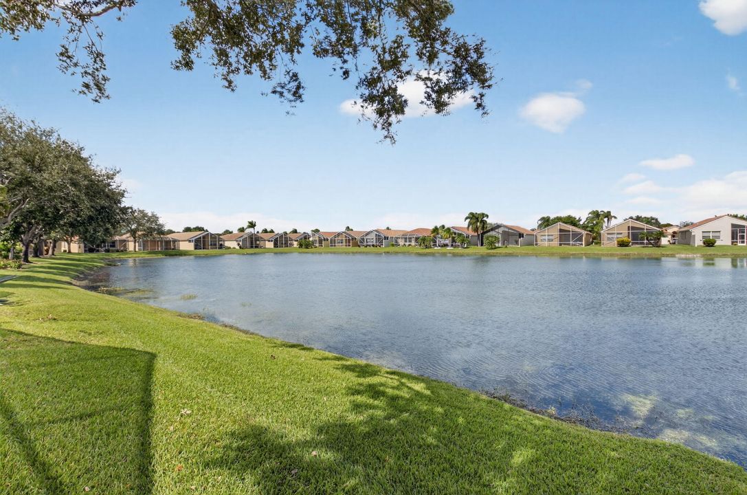 For Sale: $429,000 (2 beds, 2 baths, 1526 Square Feet)