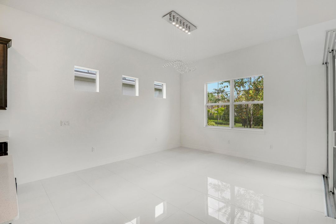 For Sale: $1,118,000 (3 beds, 4 baths, 2584 Square Feet)