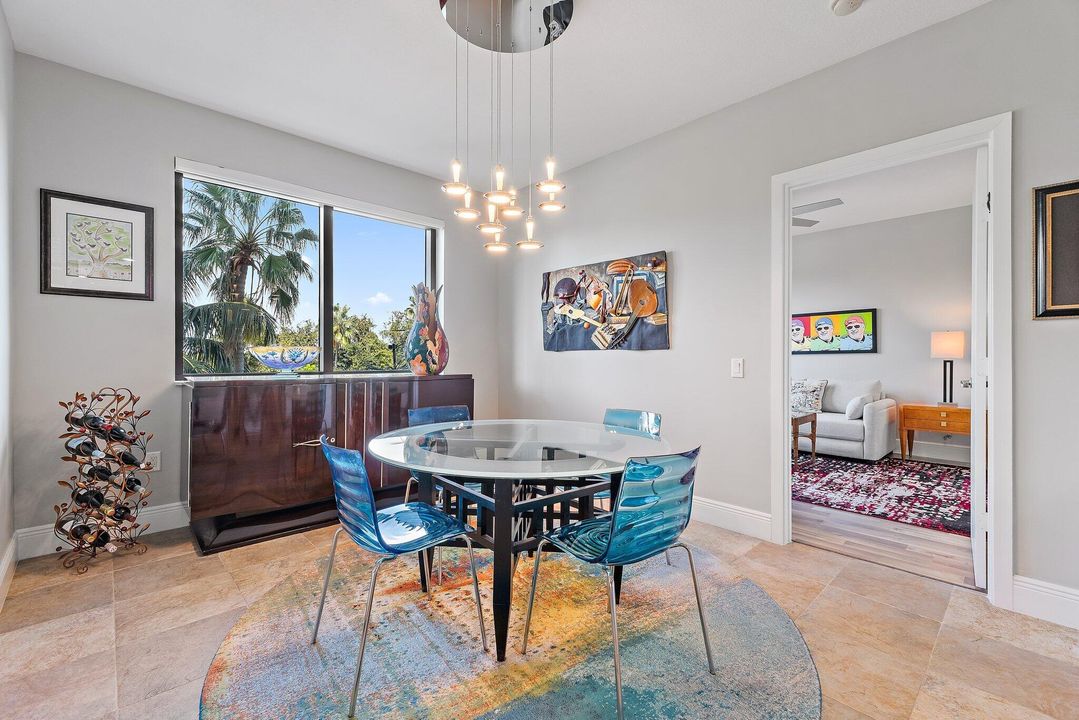 For Sale: $649,999 (2 beds, 2 baths, 1878 Square Feet)