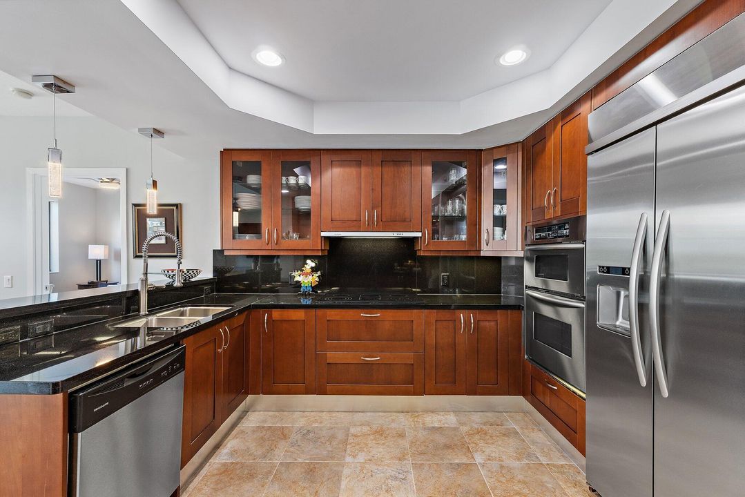 For Sale: $649,999 (2 beds, 2 baths, 1878 Square Feet)