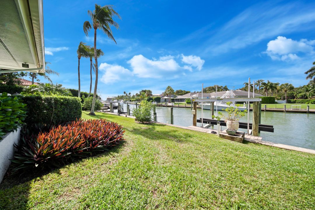 En Venta: $3,495,000 (5 camas, 4 baños, 4527 Pies cuadrados)