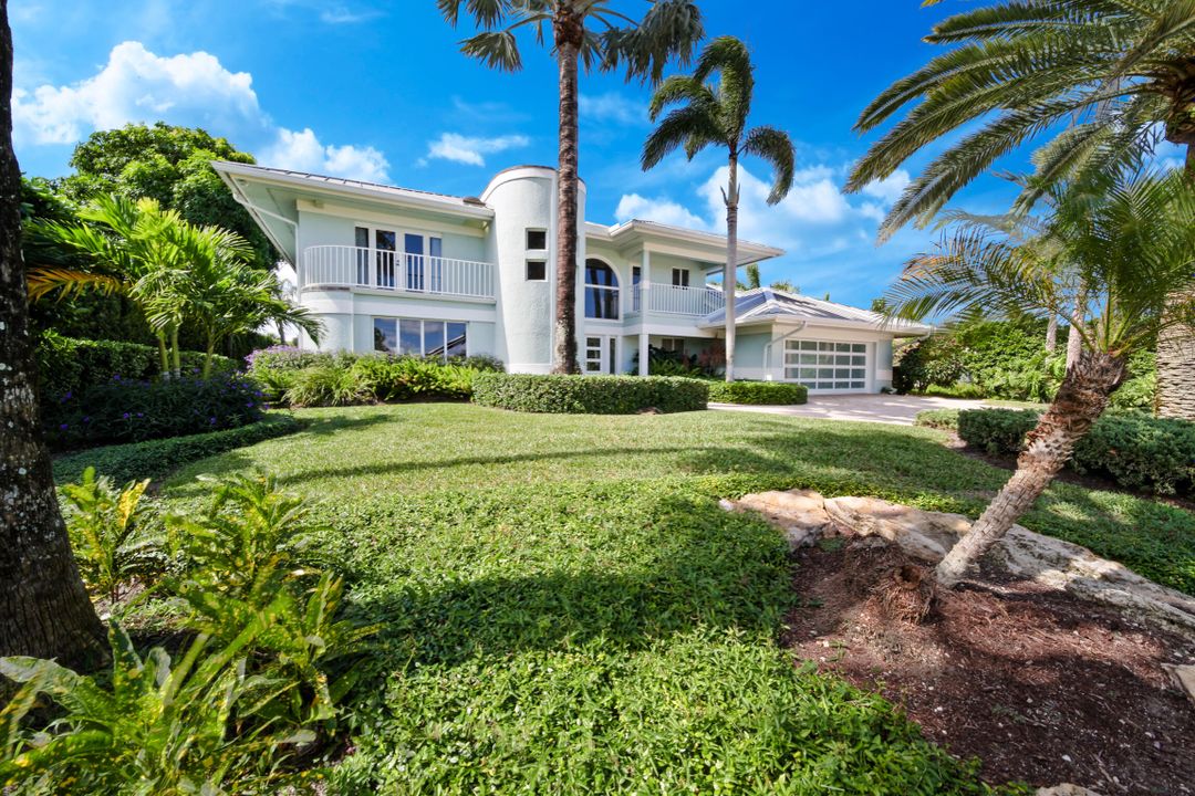 En Venta: $3,495,000 (5 camas, 4 baños, 4527 Pies cuadrados)