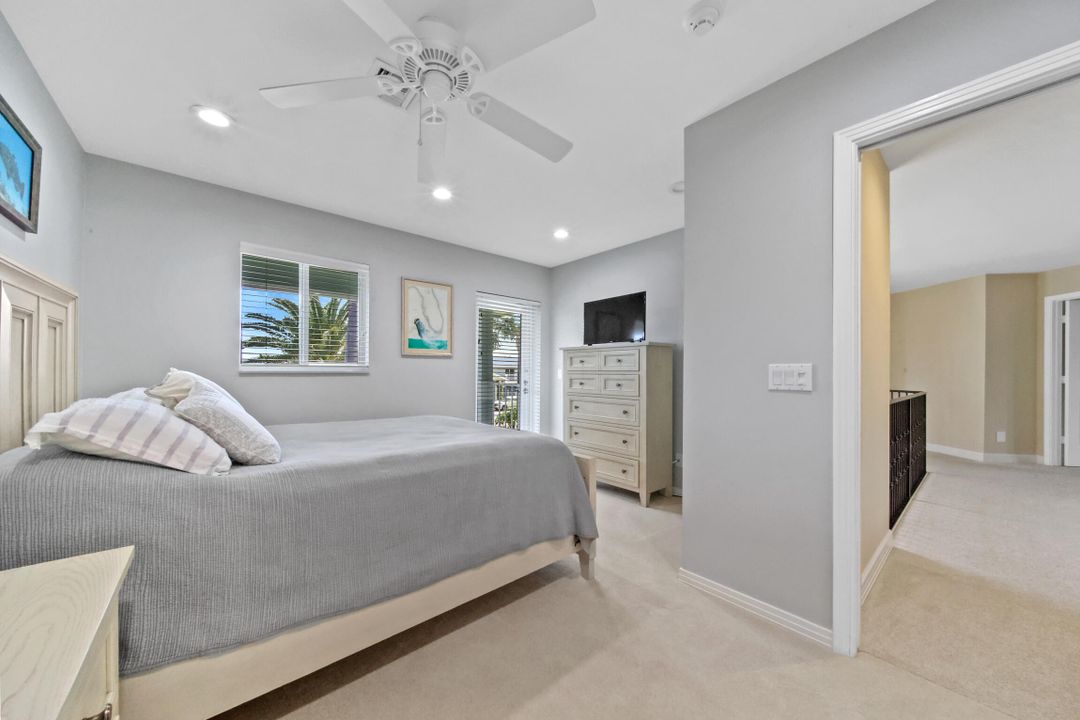 En Venta: $3,495,000 (5 camas, 4 baños, 4527 Pies cuadrados)