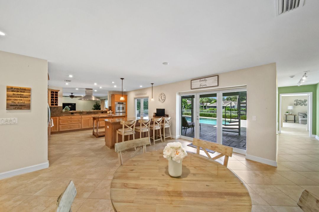 En Venta: $3,495,000 (5 camas, 4 baños, 4527 Pies cuadrados)