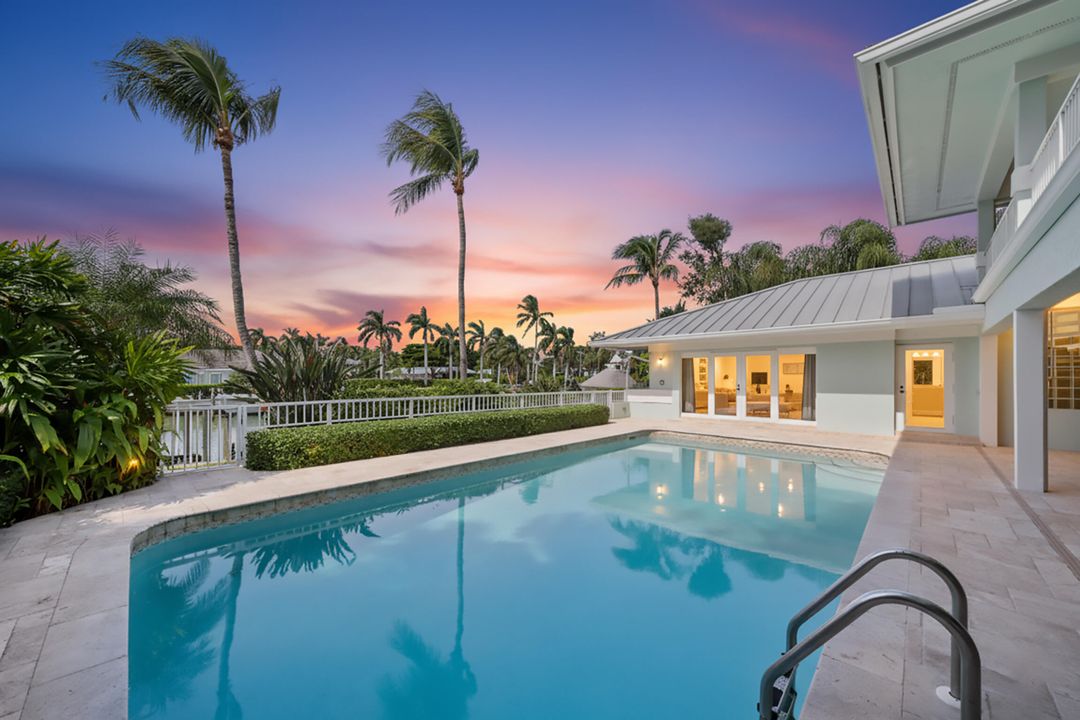 En Venta: $3,495,000 (5 camas, 4 baños, 4527 Pies cuadrados)