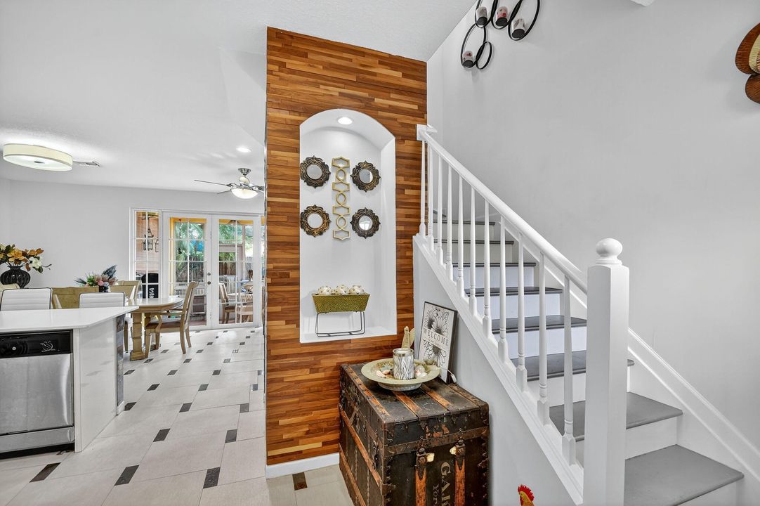 Active With Contract: $425,000 (3 beds, 2 baths, 1559 Square Feet)