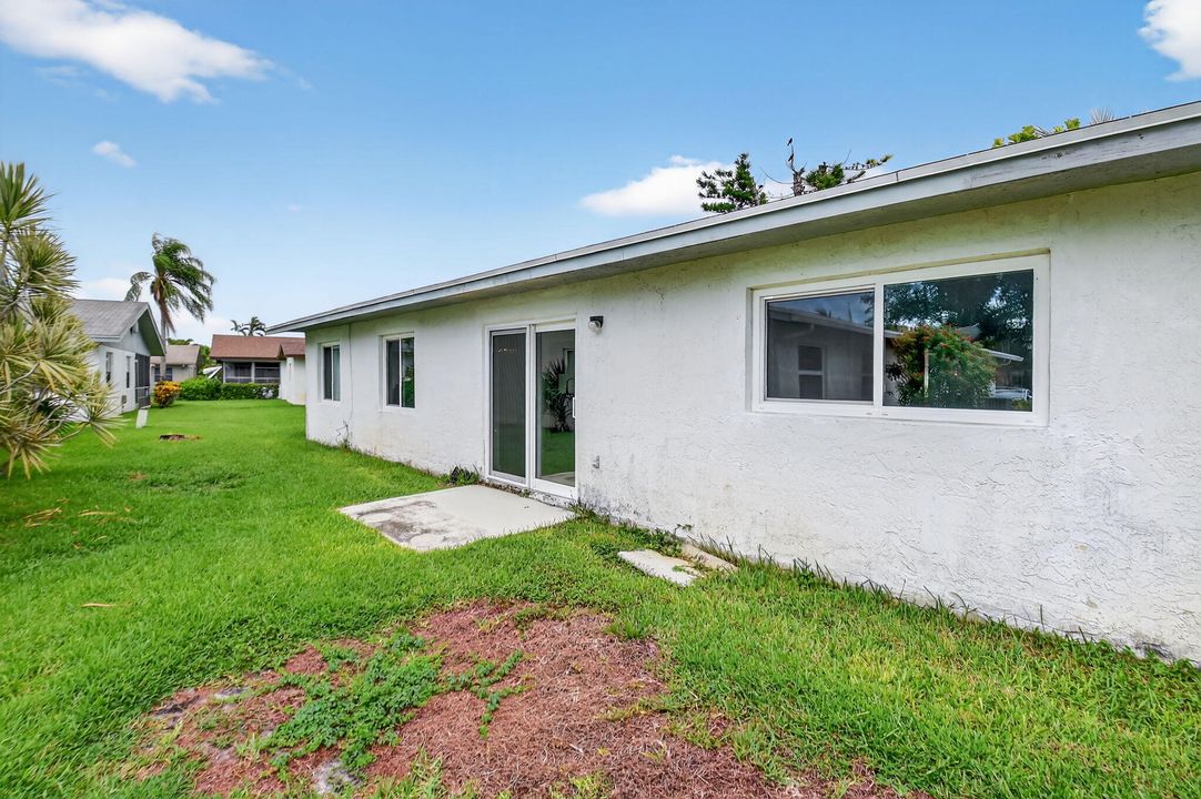 For Sale: $349,000 (2 beds, 2 baths, 1512 Square Feet)