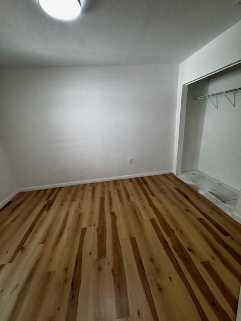 合同活跃: $380,000 (3 贝兹, 2 浴室, 1390 平方英尺)