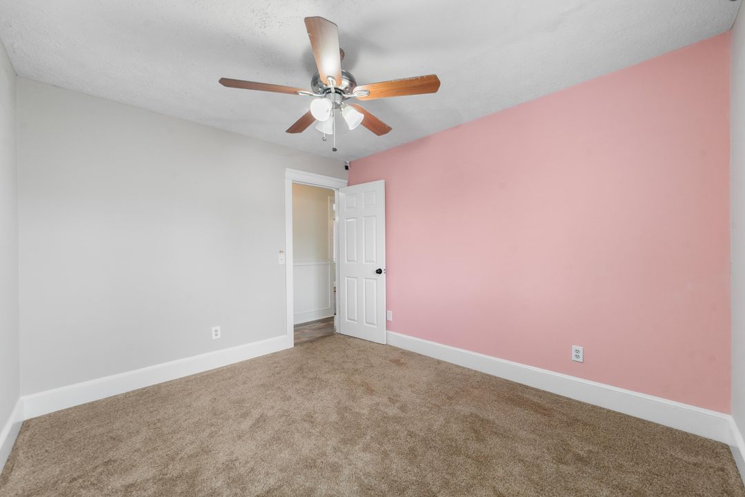 For Sale: $375,000 (3 beds, 1 baths, 1482 Square Feet)