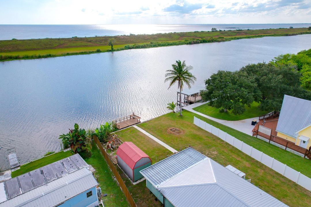 For Sale: $375,000 (3 beds, 1 baths, 1482 Square Feet)