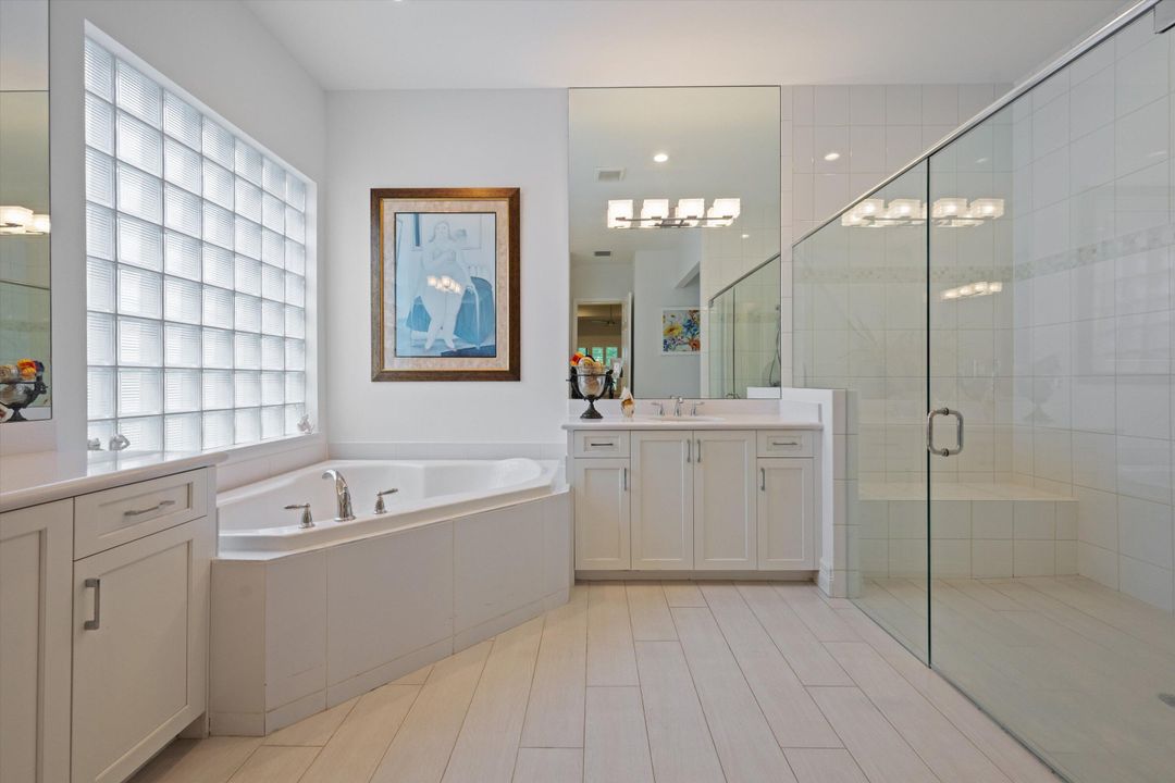 待售: $999,000 (2 贝兹, 2 浴室, 2214 平方英尺)