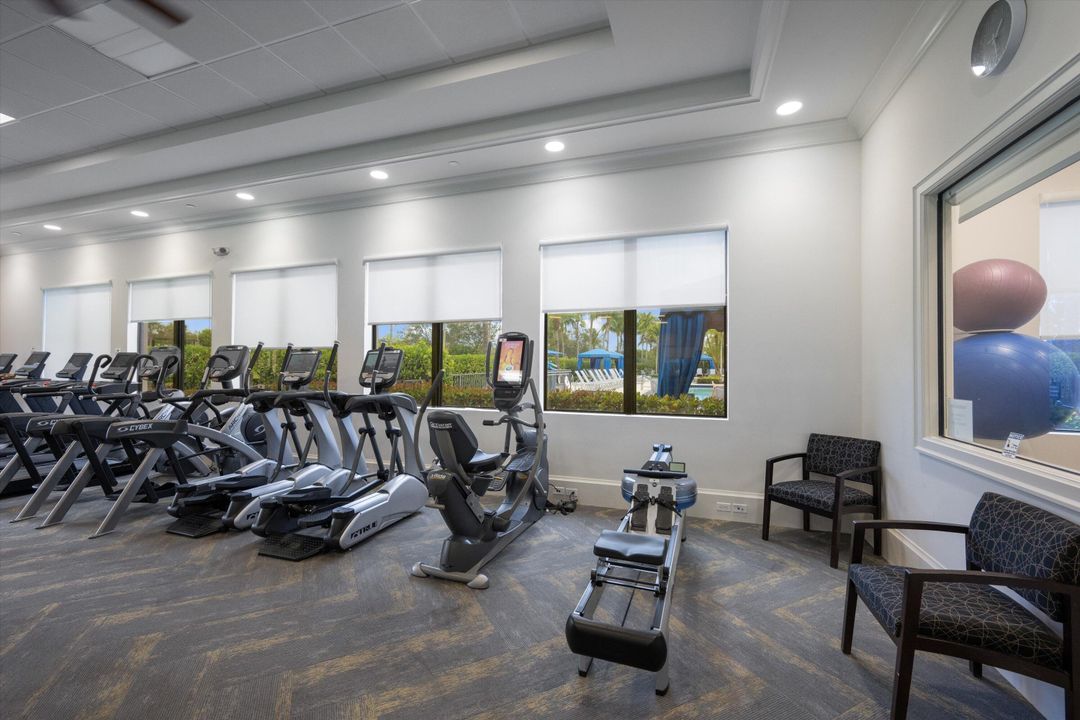 待售: $999,000 (2 贝兹, 2 浴室, 2214 平方英尺)