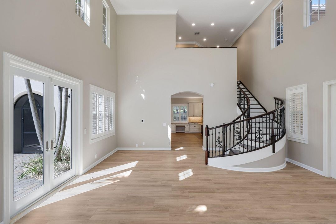 For Sale: $2,095,000 (4 beds, 3 baths, 2857 Square Feet)