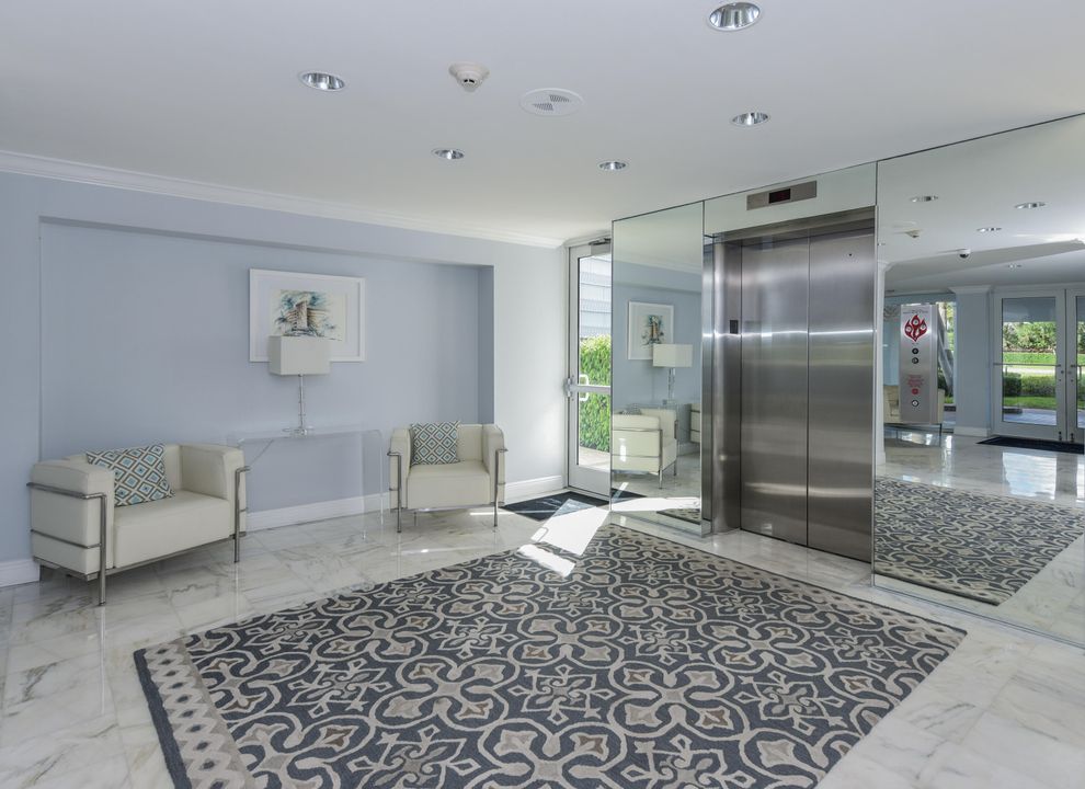 Active With Contract: $599,000 (2 beds, 2 baths, 1116 Square Feet)