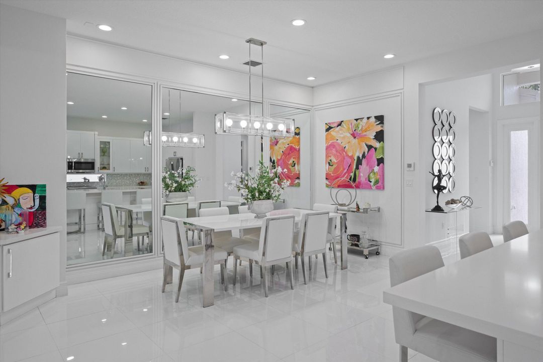 待售: $999,000 (2 贝兹, 2 浴室, 2214 平方英尺)