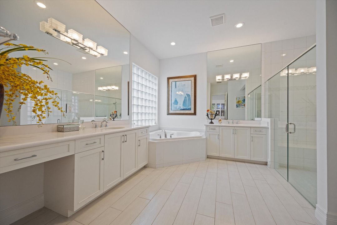 待售: $999,000 (2 贝兹, 2 浴室, 2214 平方英尺)