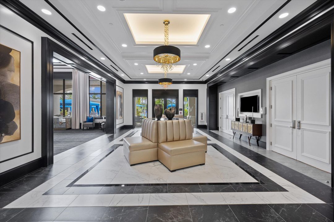 待售: $999,000 (2 贝兹, 2 浴室, 2214 平方英尺)