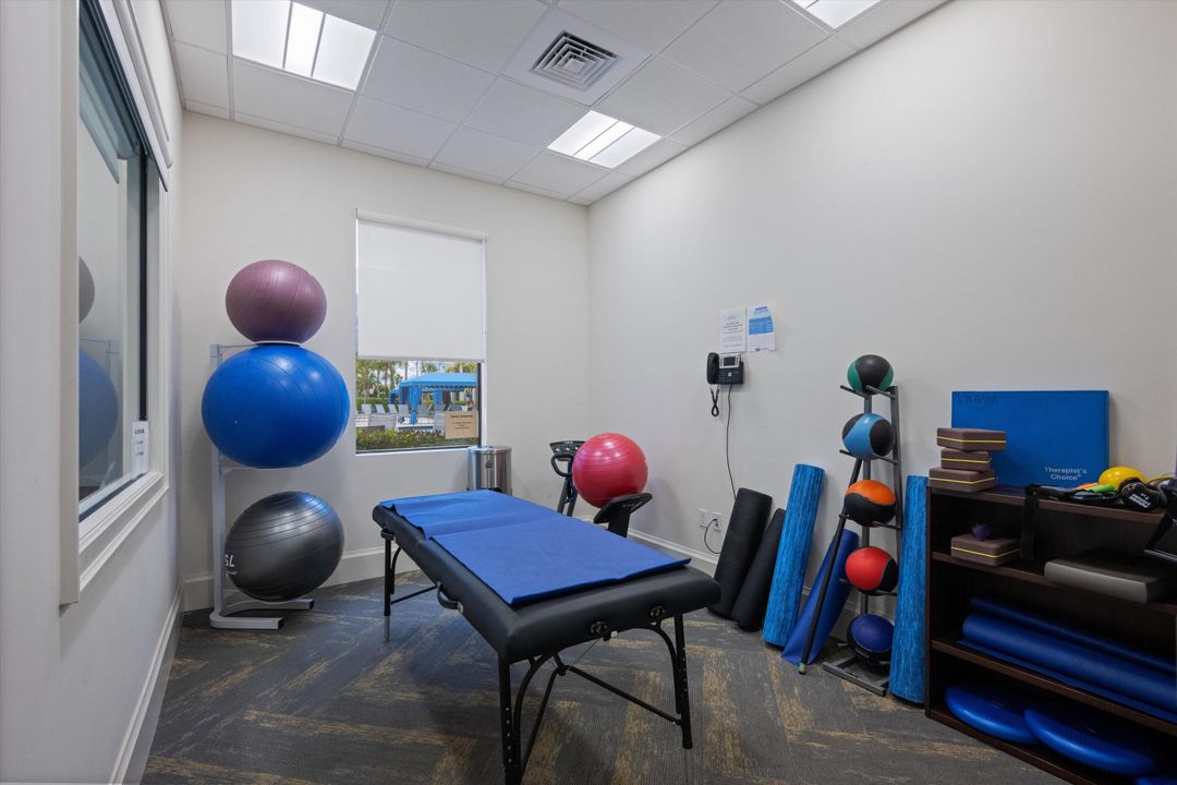 待售: $999,000 (2 贝兹, 2 浴室, 2214 平方英尺)