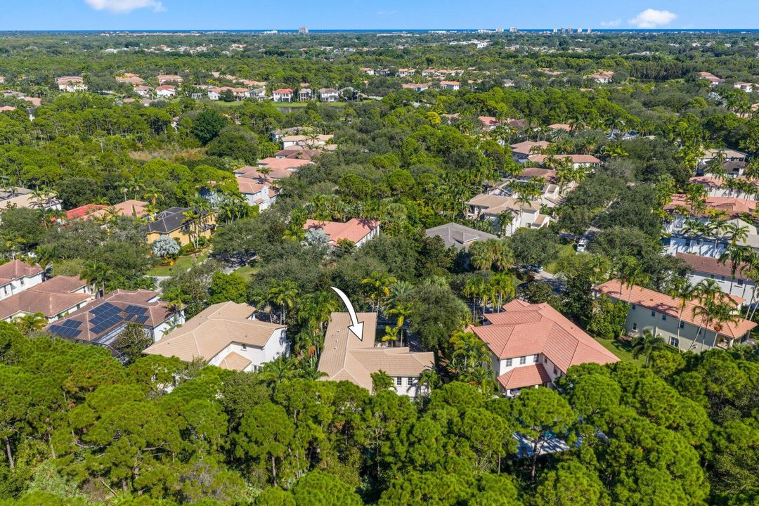 For Sale: $2,095,000 (4 beds, 3 baths, 2857 Square Feet)
