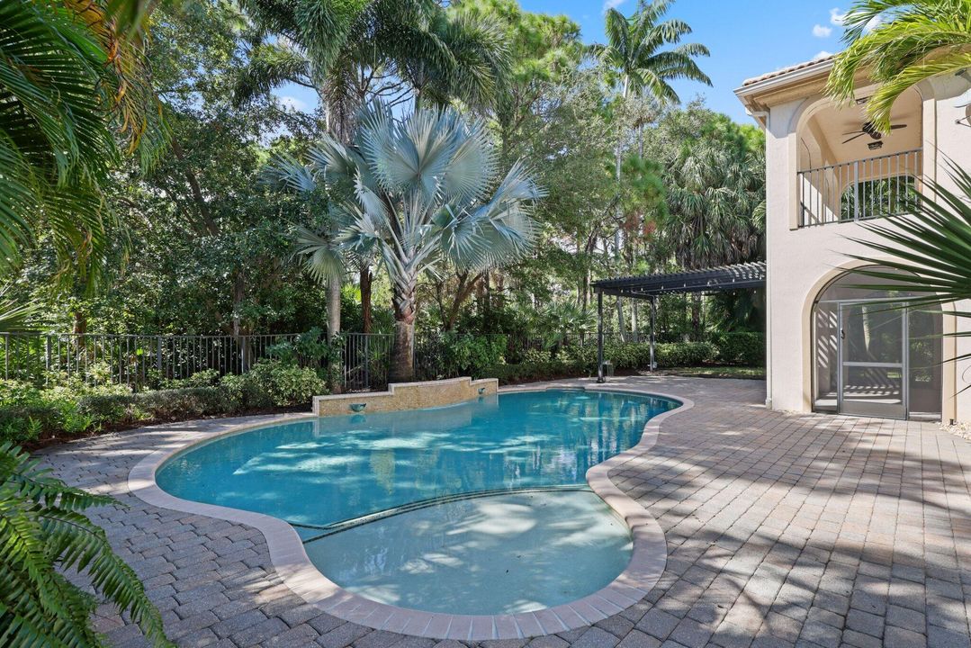 For Sale: $2,095,000 (4 beds, 3 baths, 2857 Square Feet)