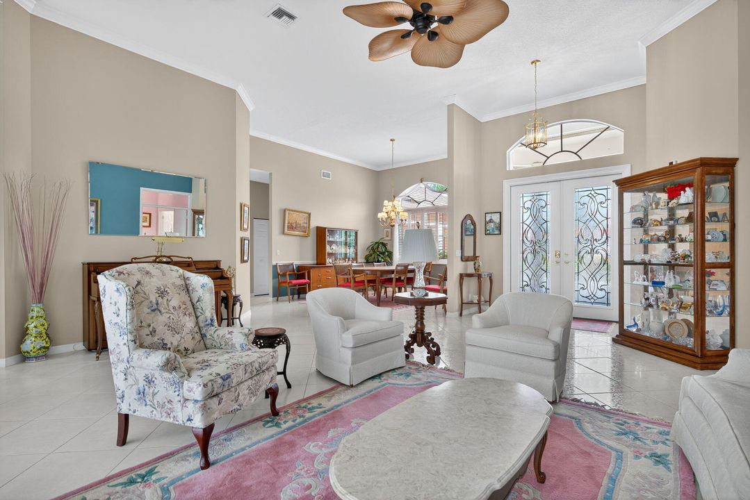 Под контрактом: $775,000 (3 спален, 2 ванн, 2843 Квадратных фут)