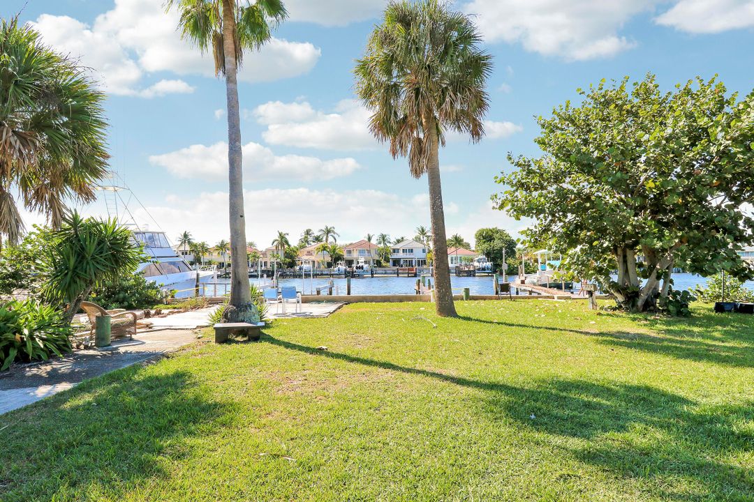 For Sale: $6,900,000 (2 beds, 2 baths, 1491 Square Feet)