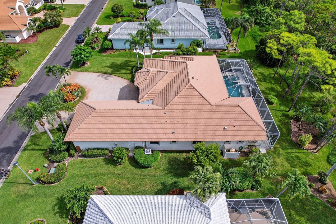 Под контрактом: $775,000 (3 спален, 2 ванн, 2843 Квадратных фут)