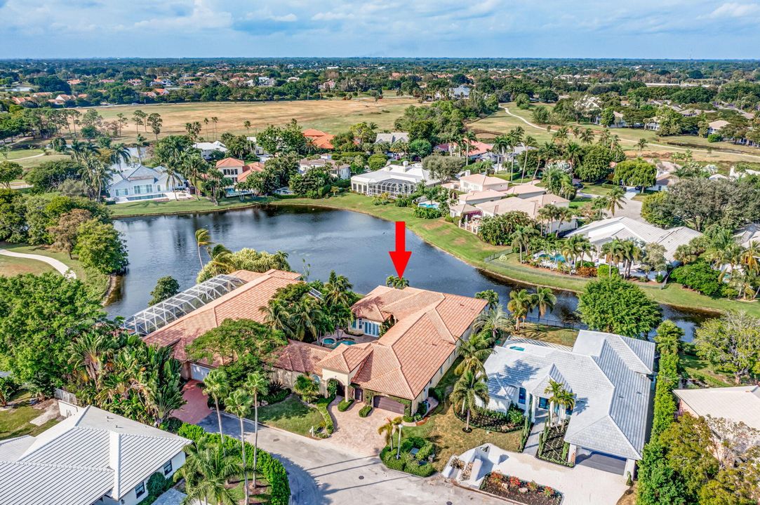 For Sale: $2,650,000 (5 beds, 5 baths, 4252 Square Feet)