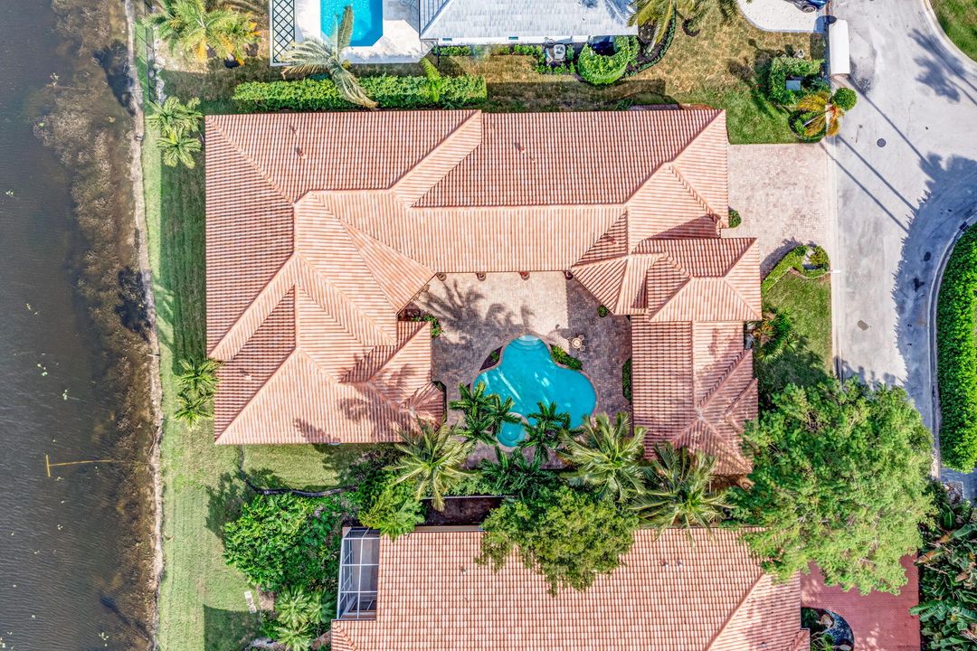 For Sale: $2,650,000 (5 beds, 5 baths, 4252 Square Feet)