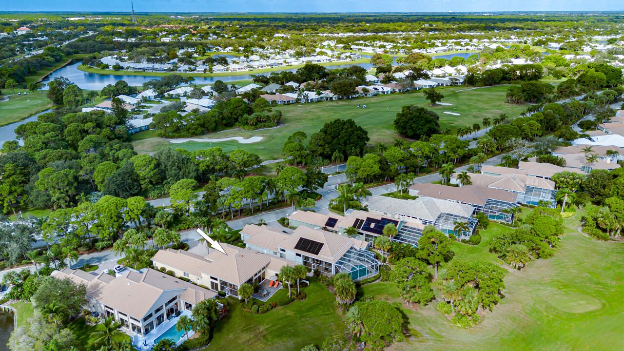 合同活跃: $615,000 (3 贝兹, 2 浴室, 2397 平方英尺)