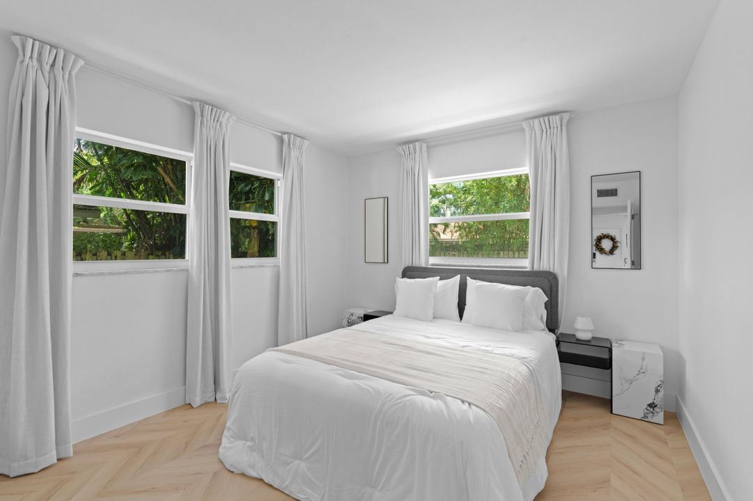 В аренду: $3,500 (2 спален, 2 ванн, 910 Квадратных фут)