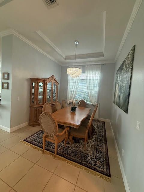 For Rent: $3,300 (2 beds, 2 baths, 1861 Square Feet)