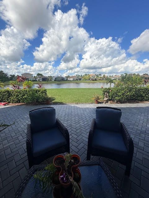 For Rent: $3,300 (2 beds, 2 baths, 1861 Square Feet)