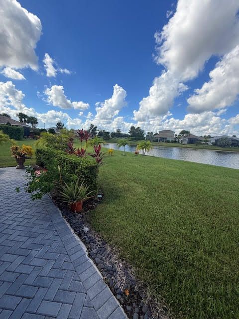 For Rent: $3,300 (2 beds, 2 baths, 1861 Square Feet)