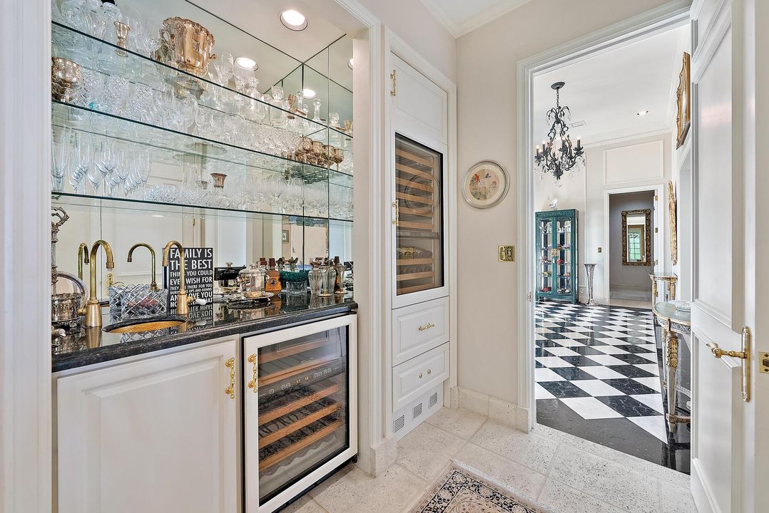 For Sale: $34,950,000 (5 beds, 5 baths, 4651 Square Feet)