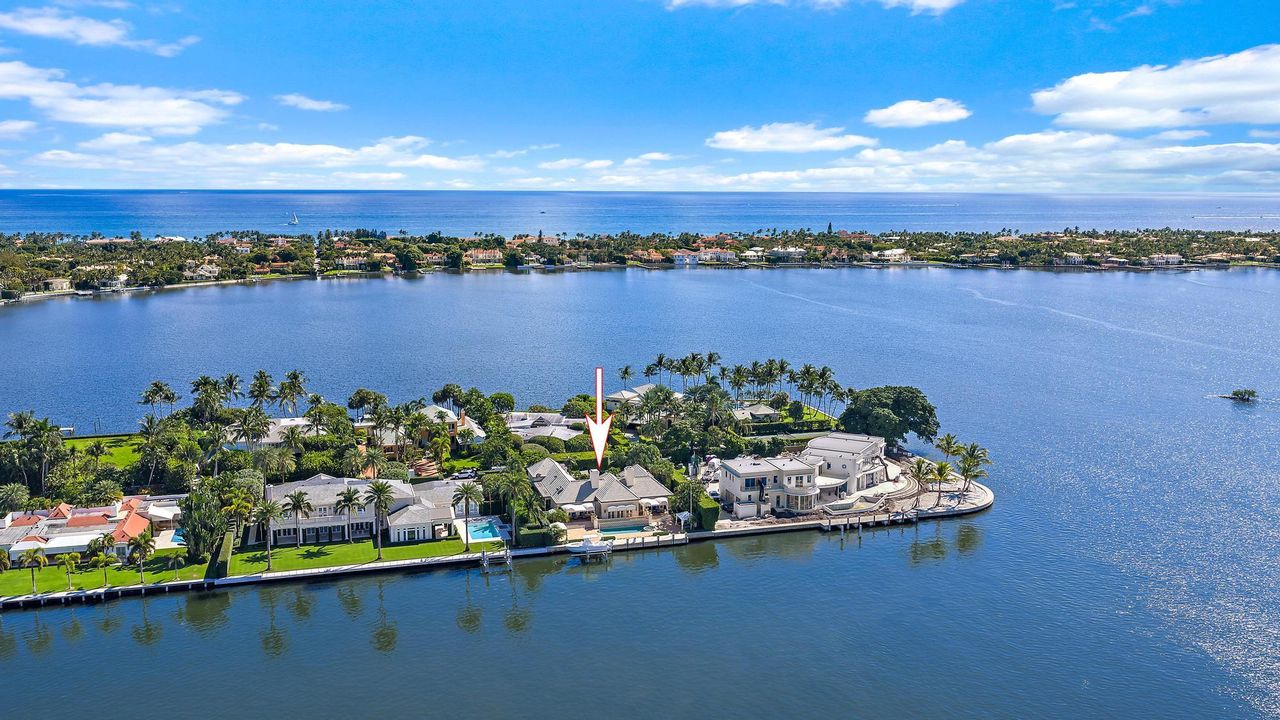 For Sale: $34,950,000 (5 beds, 5 baths, 4651 Square Feet)