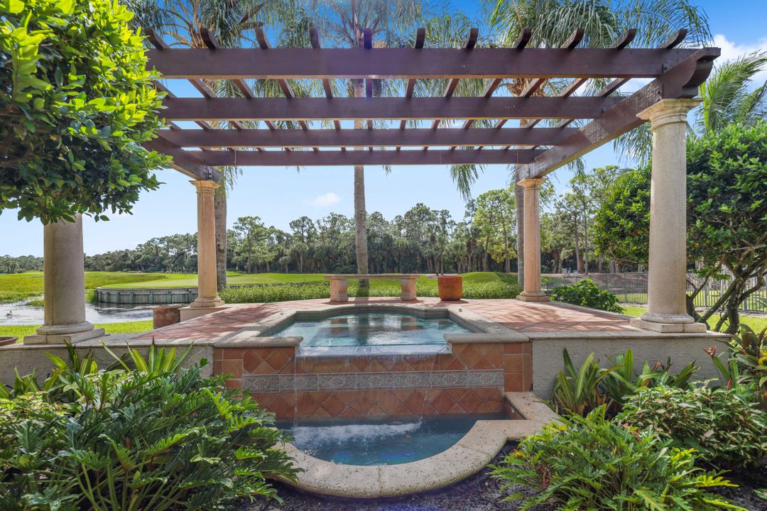 En Venta: $3,500,000 (3 camas, 3 baños, 4315 Pies cuadrados)