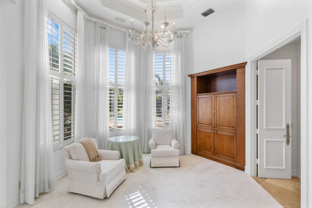 En Venta: $3,500,000 (3 camas, 3 baños, 4315 Pies cuadrados)