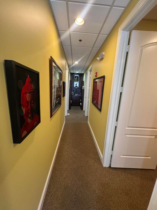 Active With Contract: $535,000 (0 beds, 0 baths, 898 Square Feet)