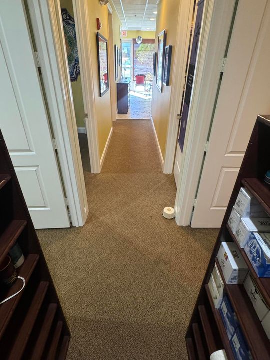 Active With Contract: $535,000 (0 beds, 0 baths, 898 Square Feet)