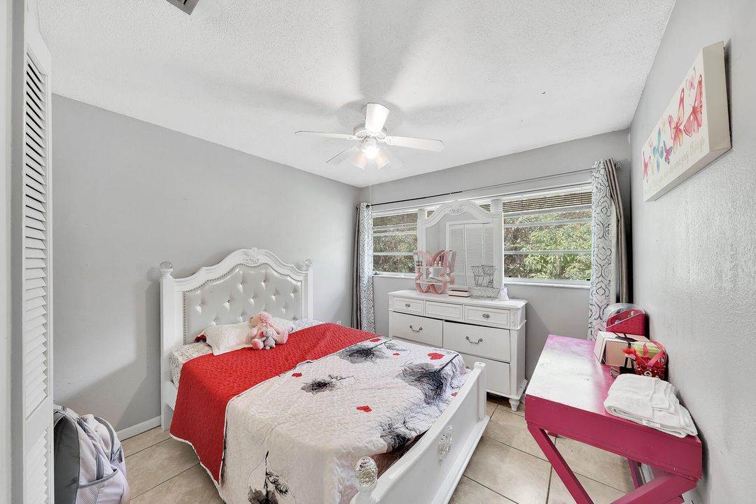 For Sale: $300,000 (3 beds, 2 baths, 1729 Square Feet)