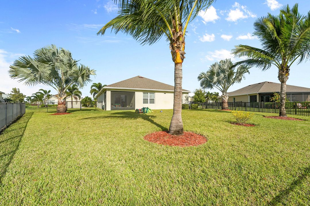 На продажу: $410,000 (4 спален, 2 ванн, 1846 Квадратных фут)