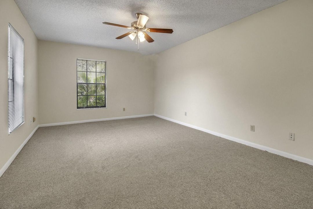 For Sale: $419,900 (2 beds, 3 baths, 1532 Square Feet)