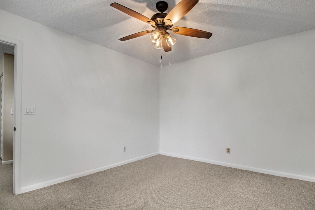 For Sale: $419,900 (2 beds, 3 baths, 1532 Square Feet)