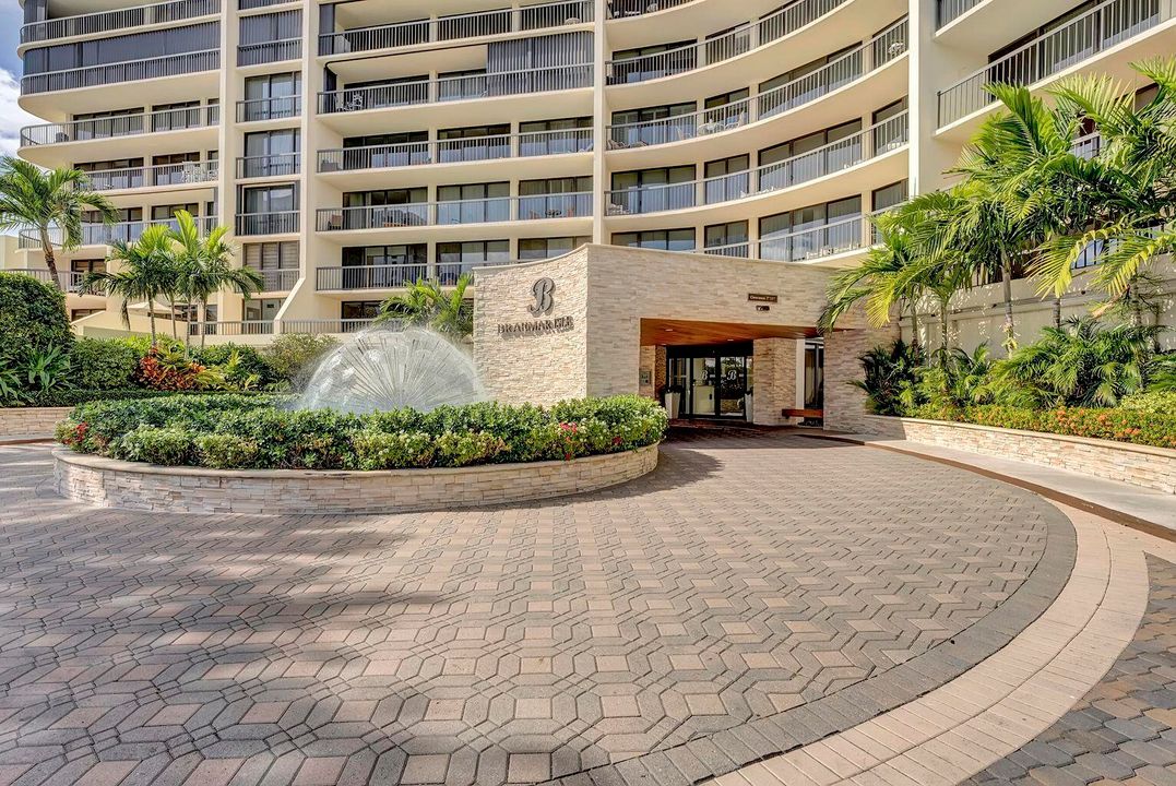 For Sale: $1,395,000 (2 beds, 2 baths, 1500 Square Feet)