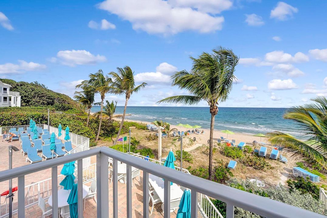 For Sale: $1,395,000 (2 beds, 2 baths, 1500 Square Feet)