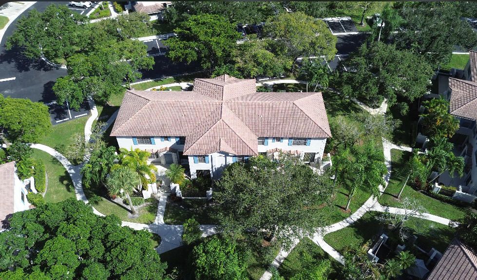 For Sale: $419,900 (2 beds, 3 baths, 1532 Square Feet)