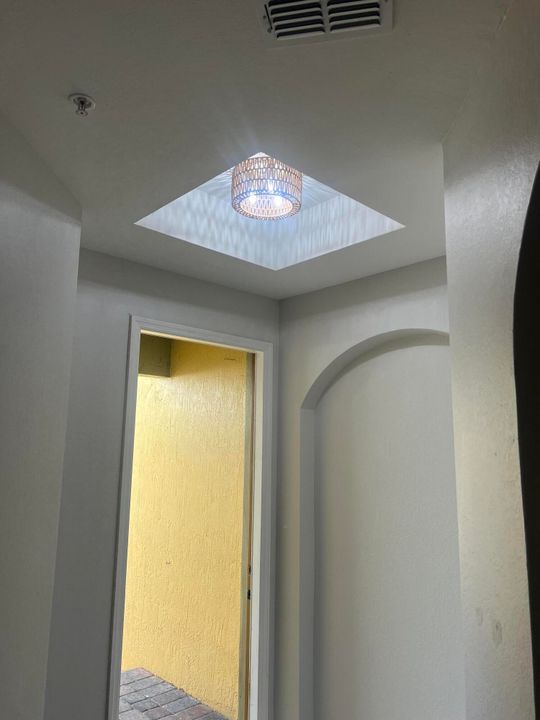 Active With Contract: $2,300 (3 beds, 2 baths, 1338 Square Feet)