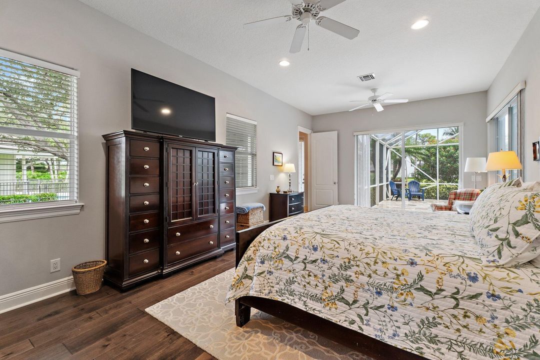 For Sale: $1,850,000 (4 beds, 4 baths, 3353 Square Feet)