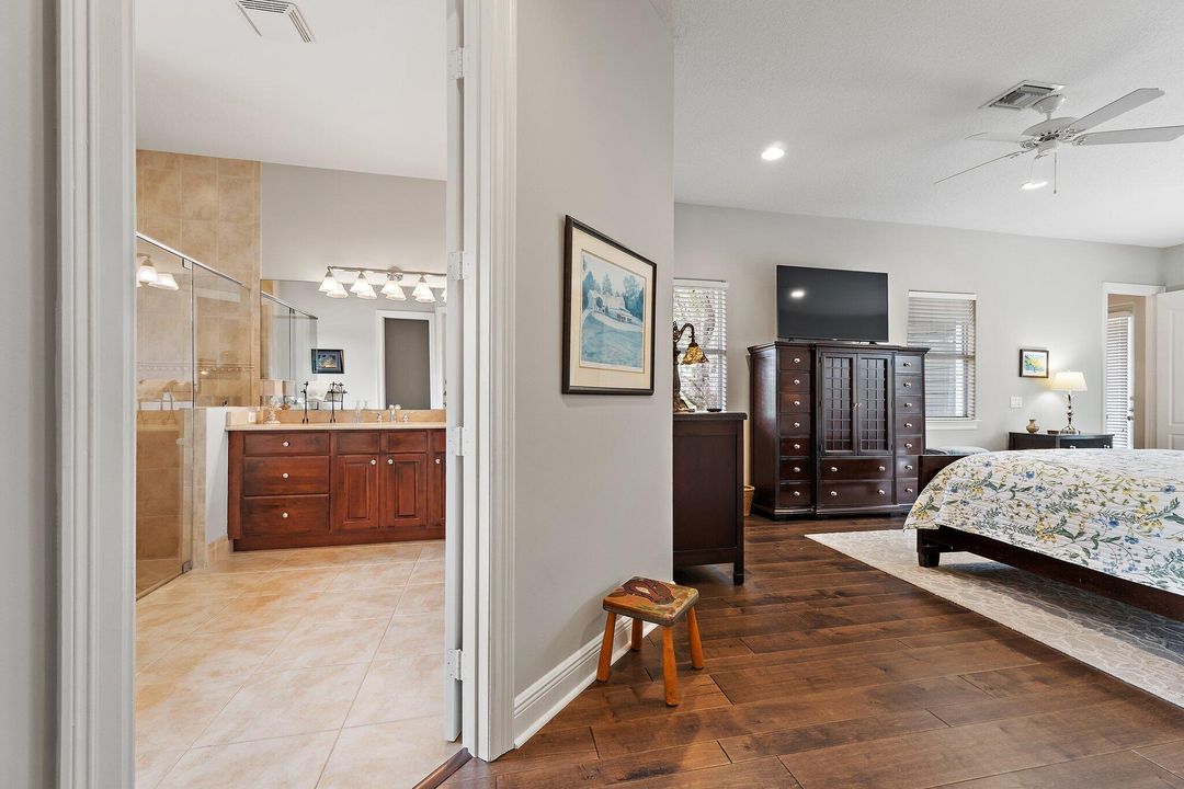 For Sale: $1,850,000 (4 beds, 4 baths, 3353 Square Feet)